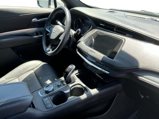 2021 Cadillac XT4 Premium Luxury