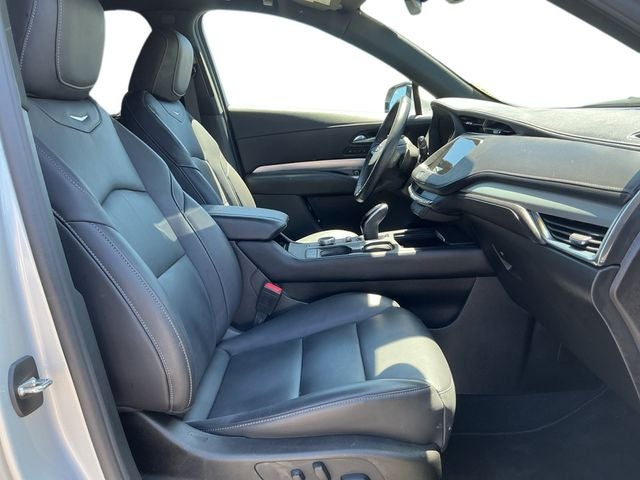 2021 Cadillac XT4 Premium Luxury