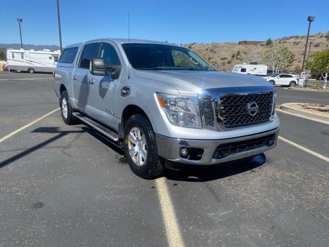 2017 Nissan Titan SV