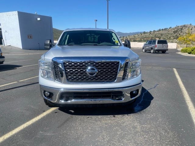 2017 Nissan Titan SV