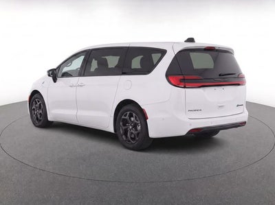 2023 Chrysler Pacifica Hybrid Limited