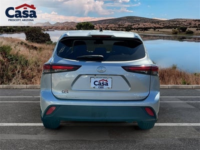 2024 Toyota Highlander LE