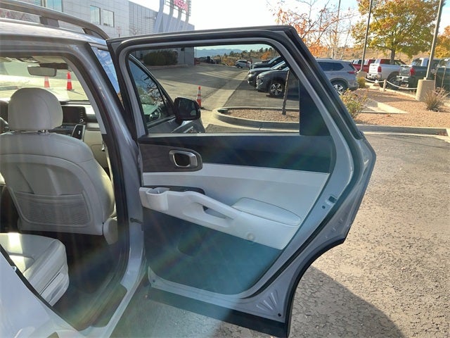 2022 Kia Sorento X-Line EX