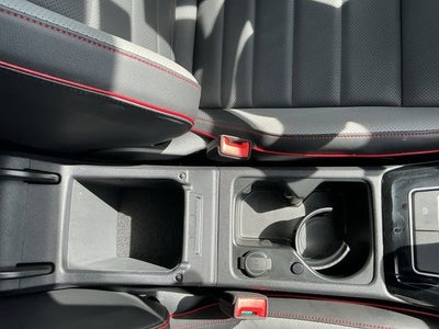 2024 Volkswagen Golf GTI SE