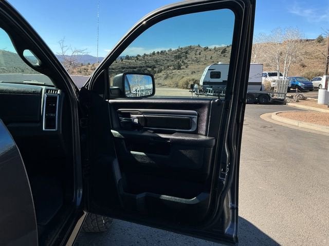 2022 RAM 1500 Classic Warlock Quad Cab 4x2 6'4" Box