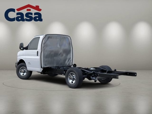 2025 Chevrolet Express Cutaway 3500 1WT