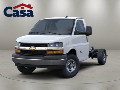 2025 Chevrolet Express Cutaway 3500 1WT