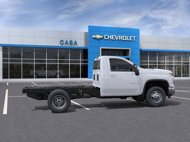 2025 Chevrolet Silverado 3500 HD Chassis Cab Work Truck