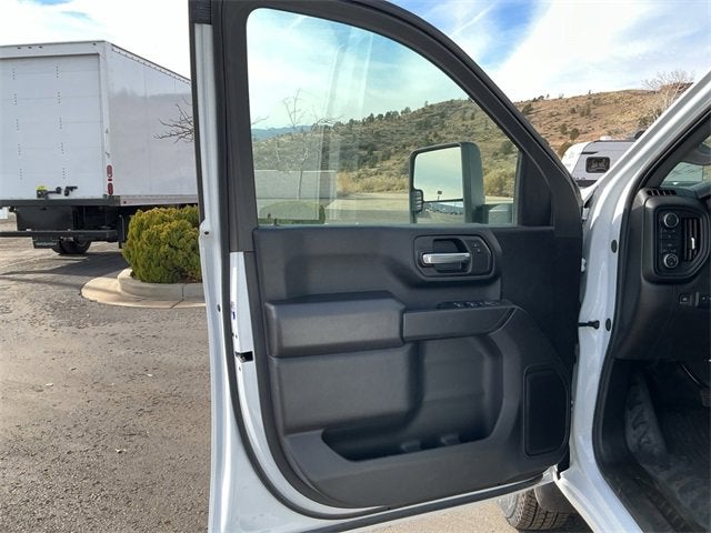 2025 Chevrolet Silverado 3500 HD Chassis Cab Work Truck