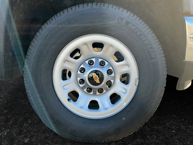 2025 Chevrolet Silverado 3500 HD WT