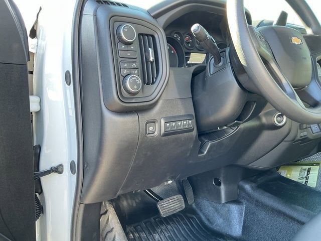 2025 Chevrolet Silverado 3500 HD WT DRW