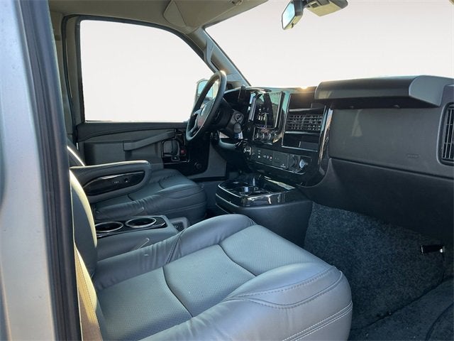 2025 Chevrolet Express Cargo 2500 WT