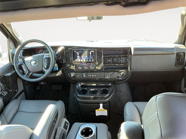 2025 Chevrolet Express Cargo 2500 WT