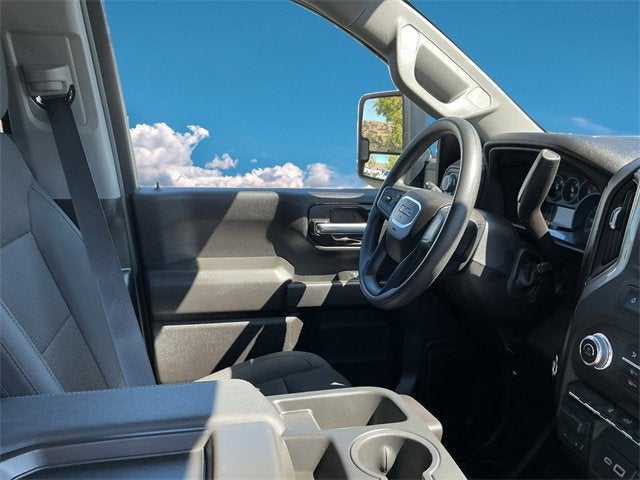 2025 GMC Sierra 2500 HD Pro