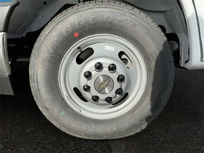 2025 Chevrolet Express Cutaway 3500 1WT
