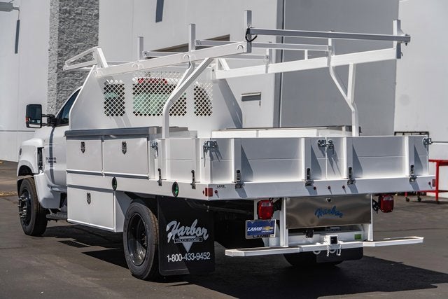 2024 Chevrolet Silverado 5500 HD Work Truck