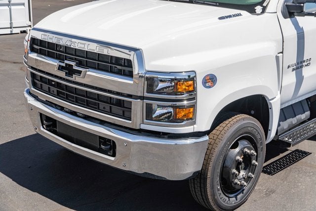 2024 Chevrolet Silverado 5500 HD Work Truck
