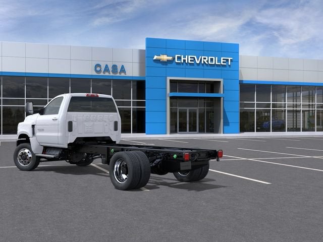 2026 Chevrolet Silverado 6500 HD LT