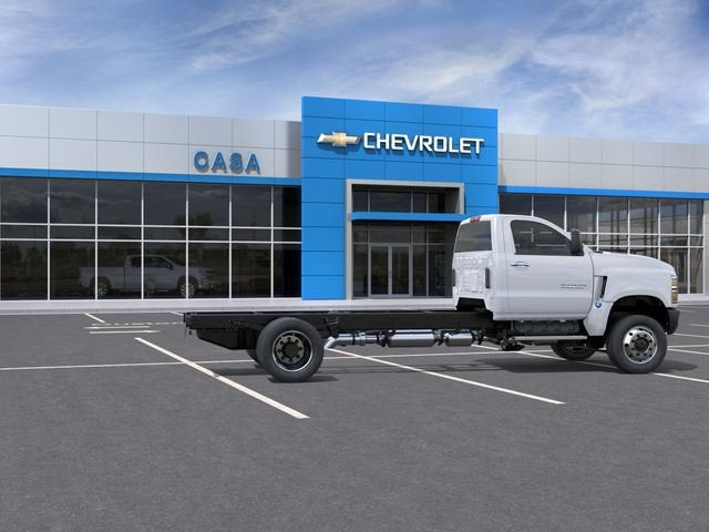 2026 Chevrolet Silverado 6500 HD LT