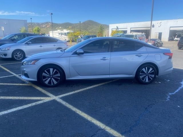 2021 Nissan Altima SV FWD