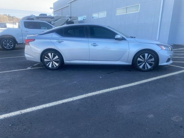 2021 Nissan Altima SV FWD