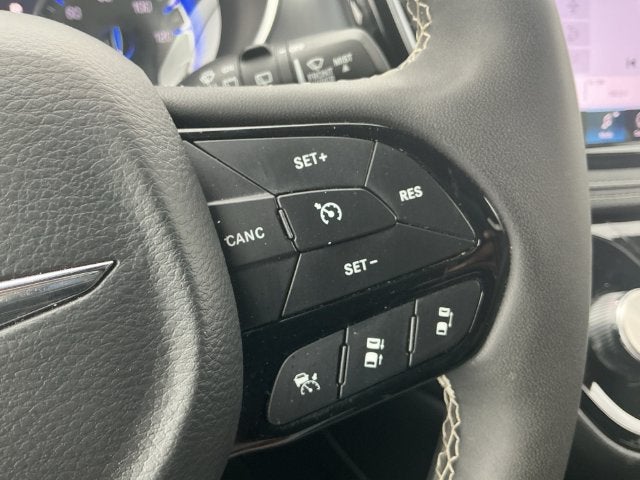 2025 Chrysler Pacifica Limited - Photo 16