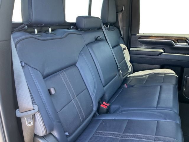 2024 Chevrolet Silverado 3500 HD High Country