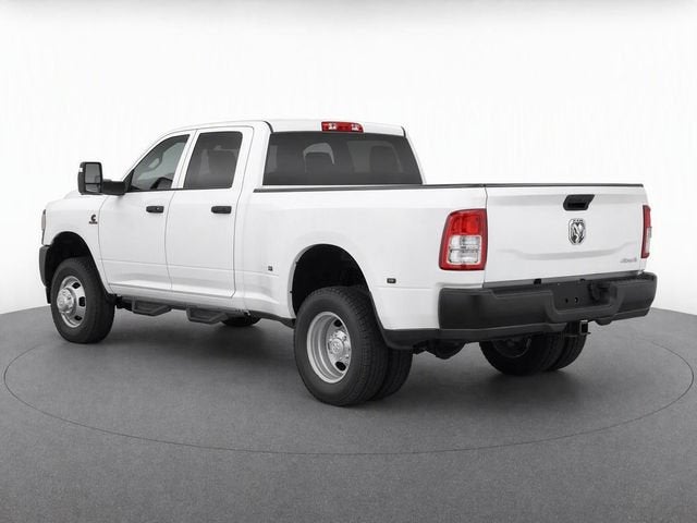 2024 RAM 3500 Tradesman Crew Cab 4x4 8' Box