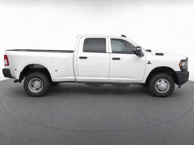 2024 RAM 3500 Tradesman Crew Cab 4x4 8' Box