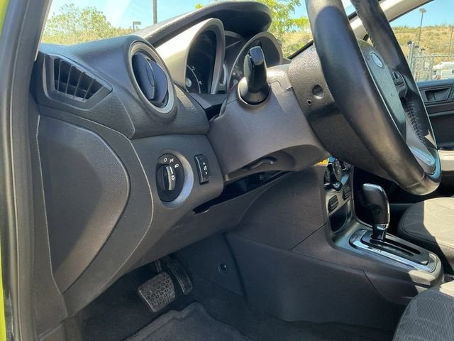2013 Ford Fiesta SE