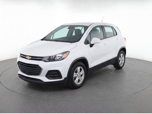 2020 Chevrolet Trax LS AWD's photo