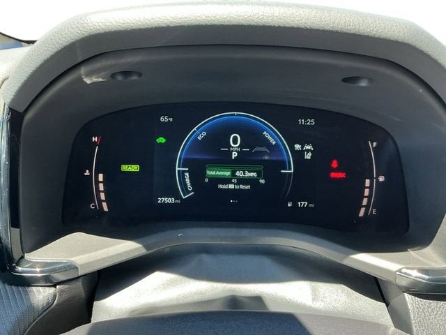 2025 Toyota Camry LE - Photo 24