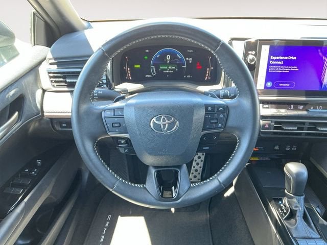 2025 Toyota Camry LE - Photo 7