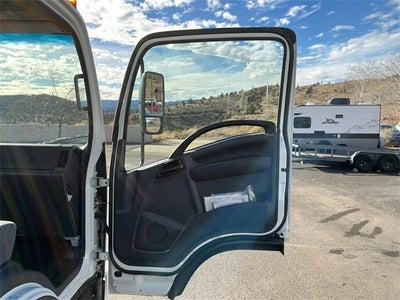 2025 Chevrolet Low Cab Forward 4500 1WT