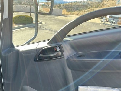 2025 Chevrolet Low Cab Forward 4500 1WT