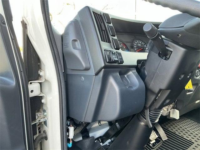 2025 Chevrolet Low Cab Forward 4500 1WT