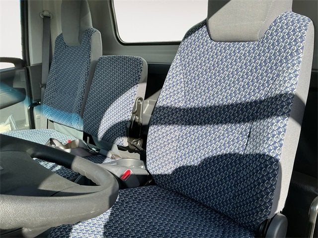 2025 Chevrolet Low Cab Forward 4500 1WT