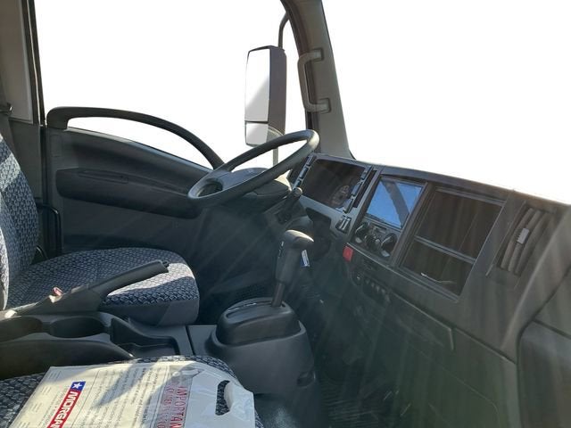 2025 Chevrolet Low Cab Forward 5500 XG 1WT