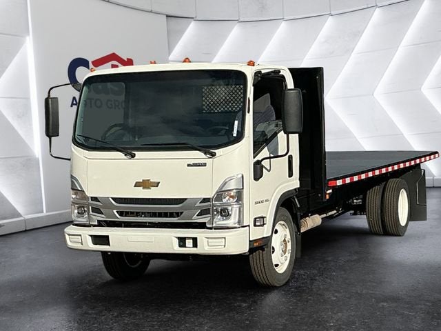 2025 Chevrolet Low Cab Forward 5500 XG 1WT