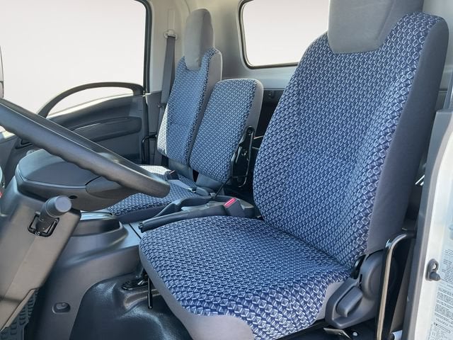 2025 Chevrolet Low Cab Forward 5500 XG 1WT