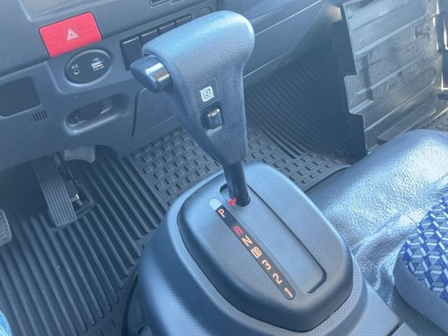 2025 Chevrolet Low Cab Forward 5500 XG 1WT