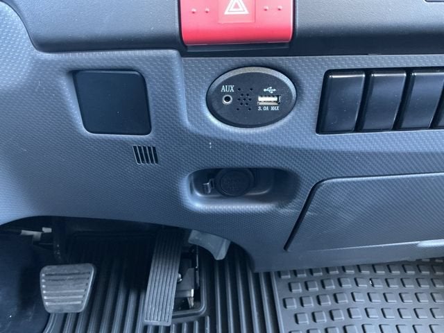 2025 Chevrolet Low Cab Forward 5500 XG 1WT