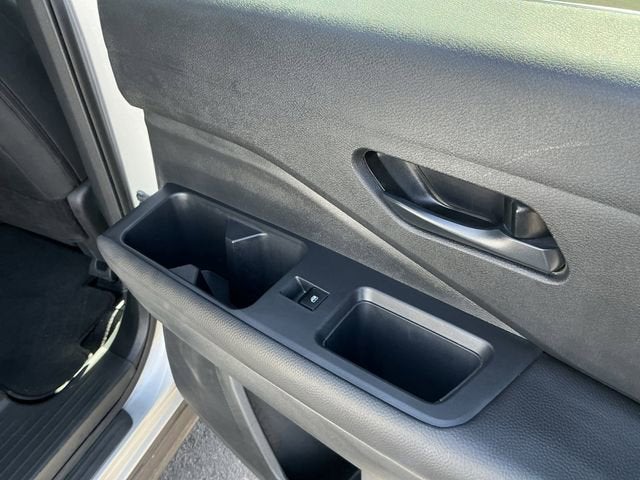 2025 Nissan Pathfinder SV FWD