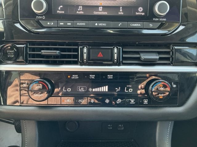 2025 Nissan Pathfinder SV - Photo 26