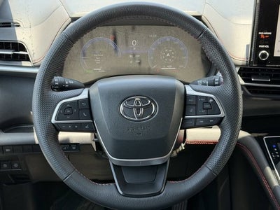 2025 Toyota Sienna XSE