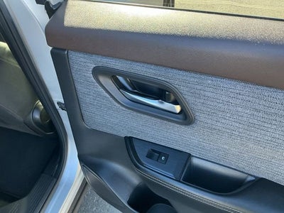 2023 Nissan Rogue SV FWD