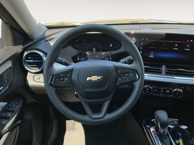 2026 Chevrolet Trax LT - Photo 9
