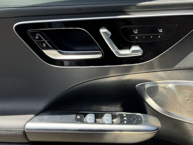 2025 Mercedes-Benz C 300 C 300