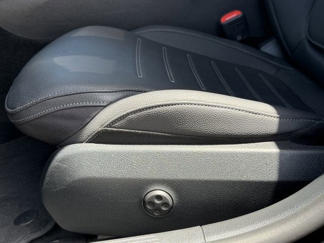 2025 Mercedes-Benz C 300 C 300