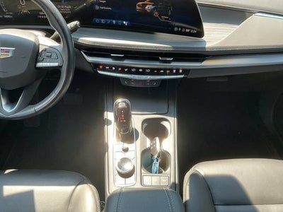 2024 Cadillac XT4 Premium Luxury